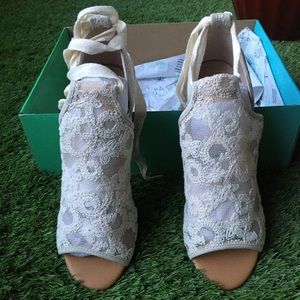 BC Ivory Lace Heels